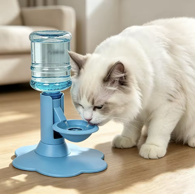Paw-fect Hydration: Automatic Cat Water Dispenser for Happy Felines
